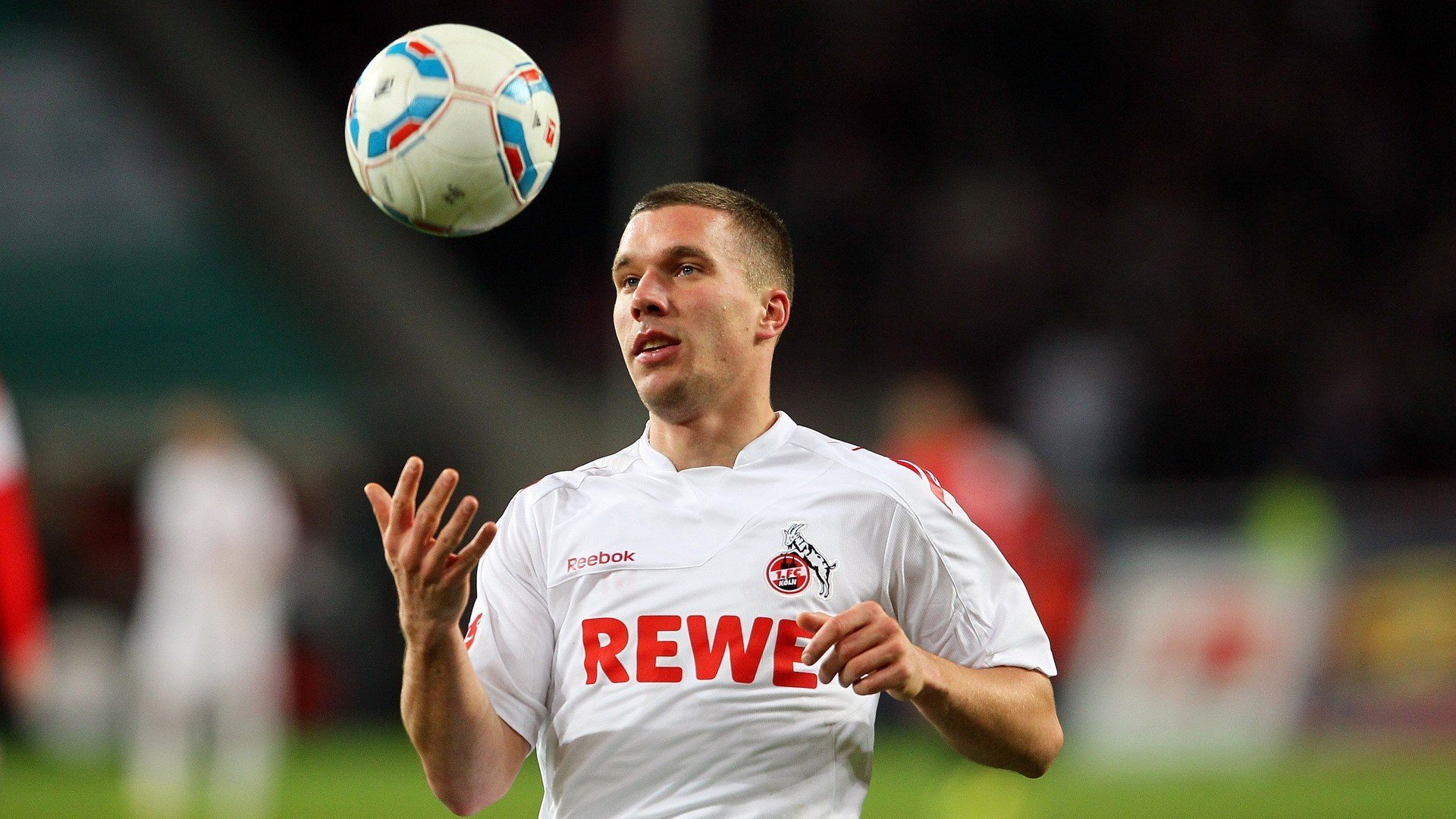  周末乒超联赛焦点战！热刺迎战巴塞罗那，血战或上演